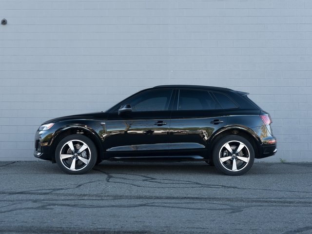 2023 Audi Q5 45 S line Prestige Premium photo 2