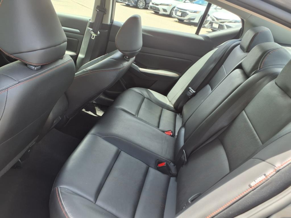 2024 Nissan Altima 2.5 SR photo 8