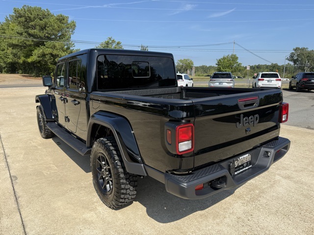 2025 Jeep Gladiator Sport photo 3