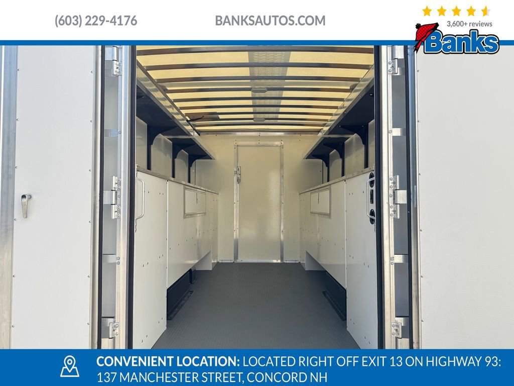 2025 Chevrolet Express Cutaway 3500 photo 5