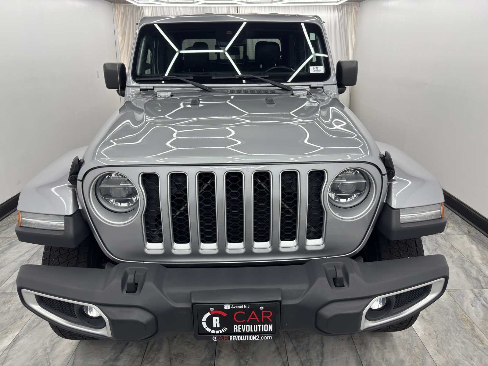 2020 Jeep Gladiator Overland photo 2