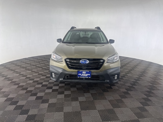 2020 Subaru Outback Onyx Edition XT photo 2