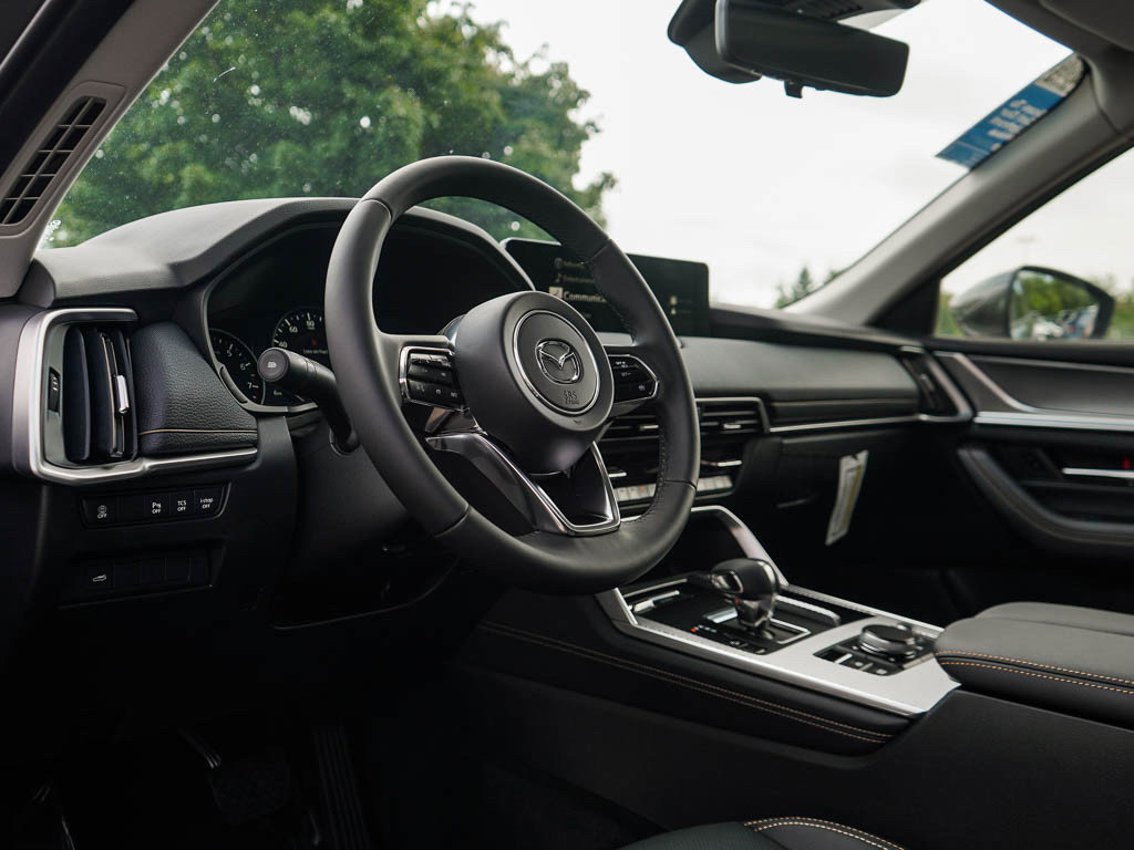 2025 Mazda CX-90 3.3 Turbo Preferred photo 17