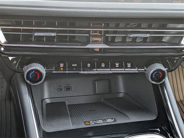 2026 Chevrolet Traverse photo 25