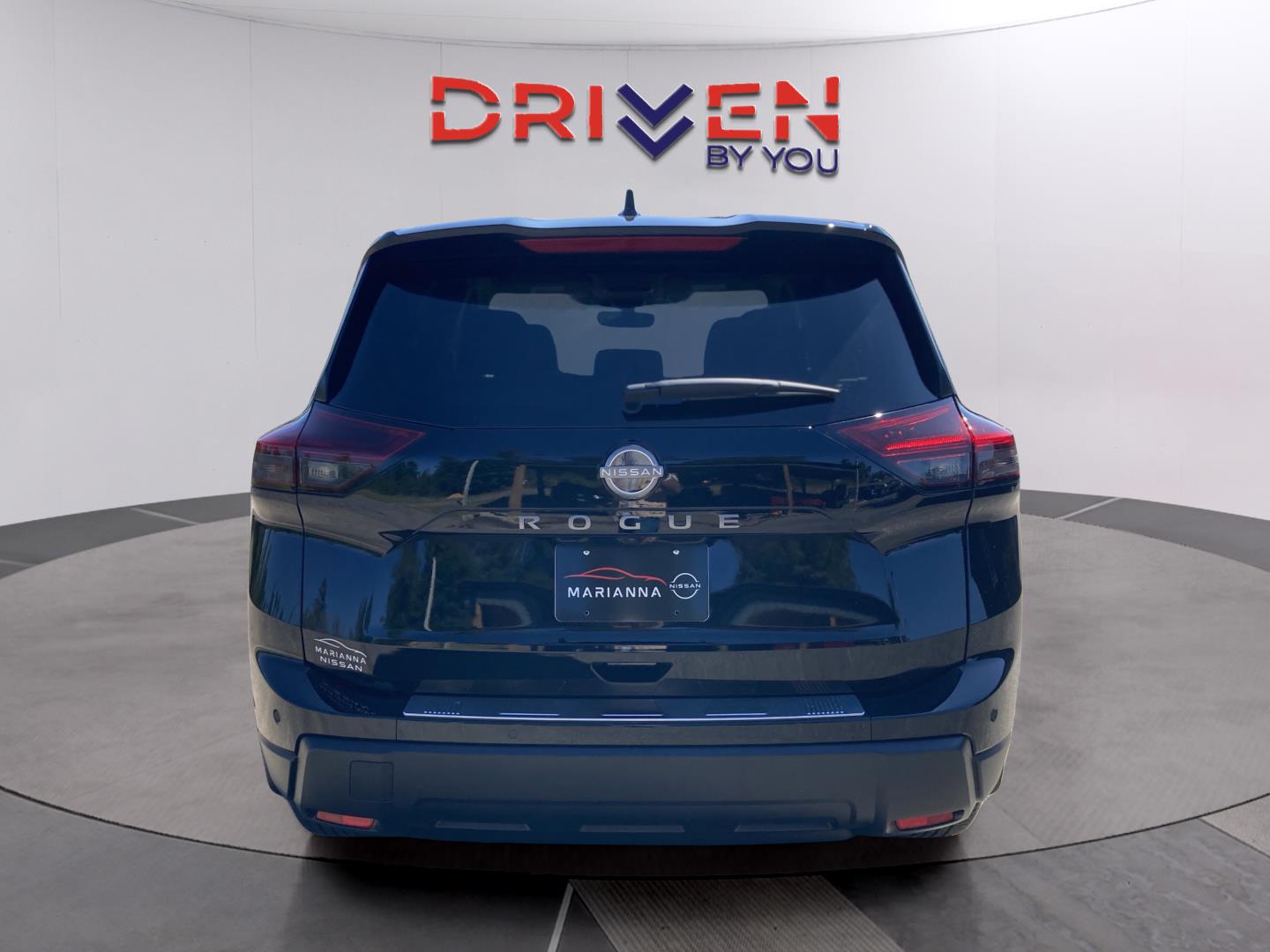 2026 Nissan Rogue SV photo 4