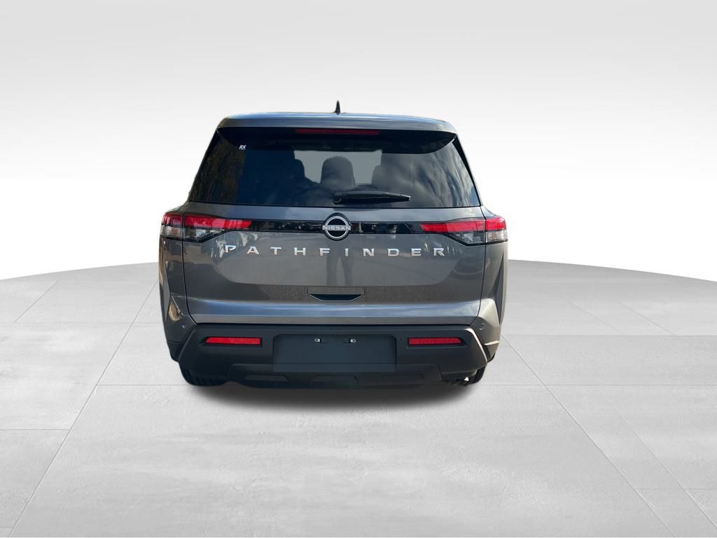 2025 Nissan Pathfinder S photo 3