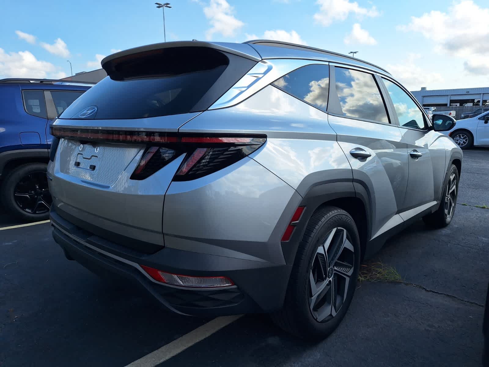 2023 Hyundai Tucson SEL Convenience photo 3
