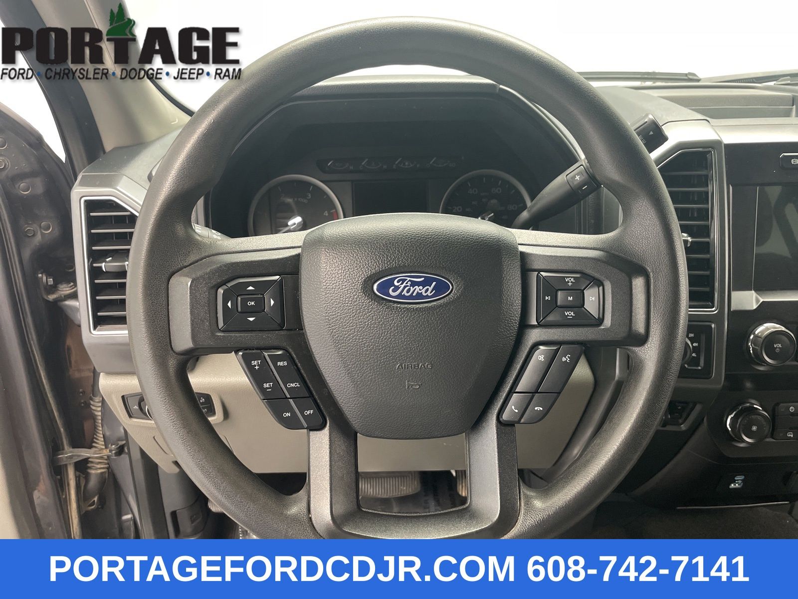 2022 Ford F-250 XLT photo 13