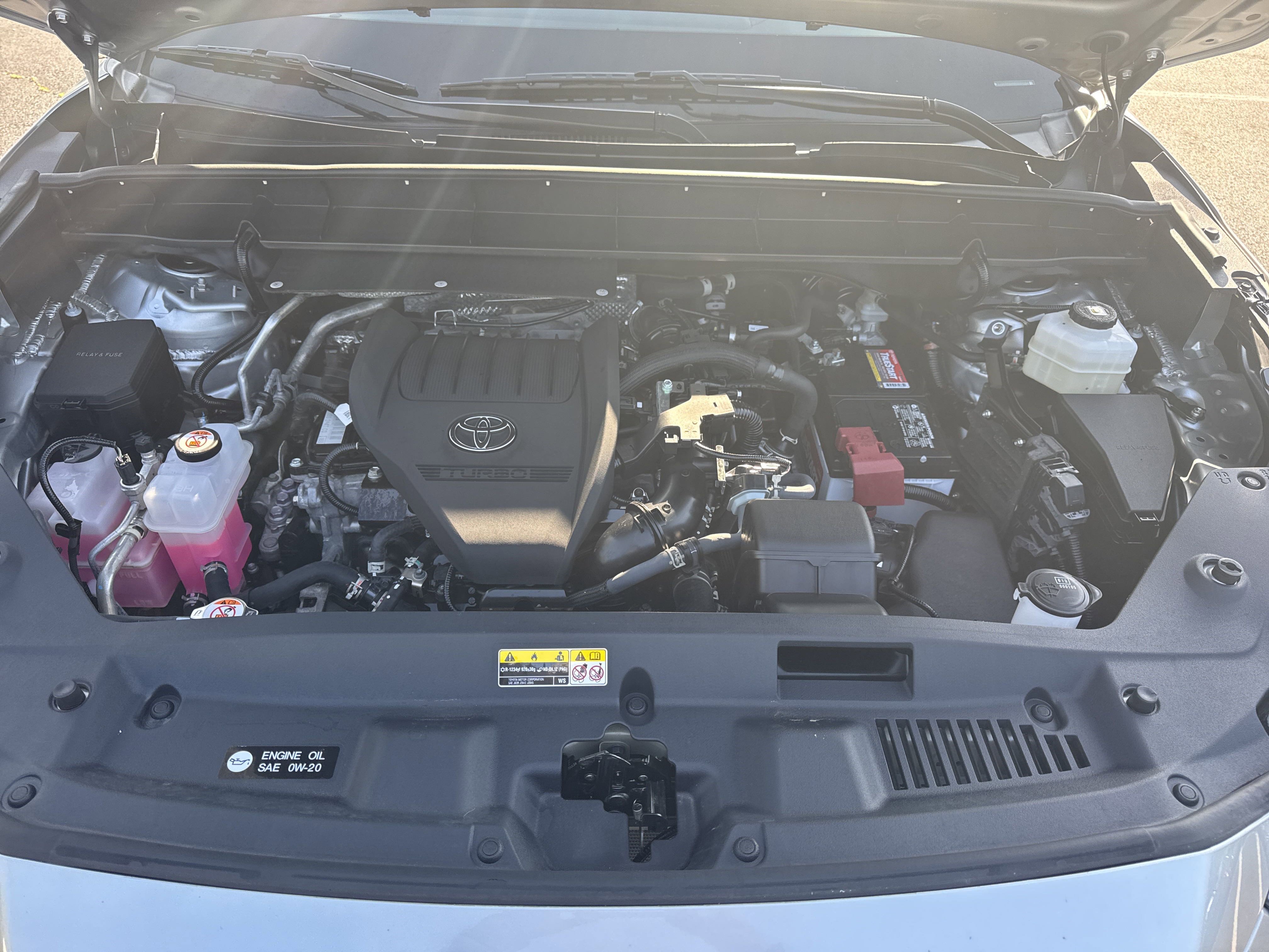 2024 Toyota Highlander XLE photo 30