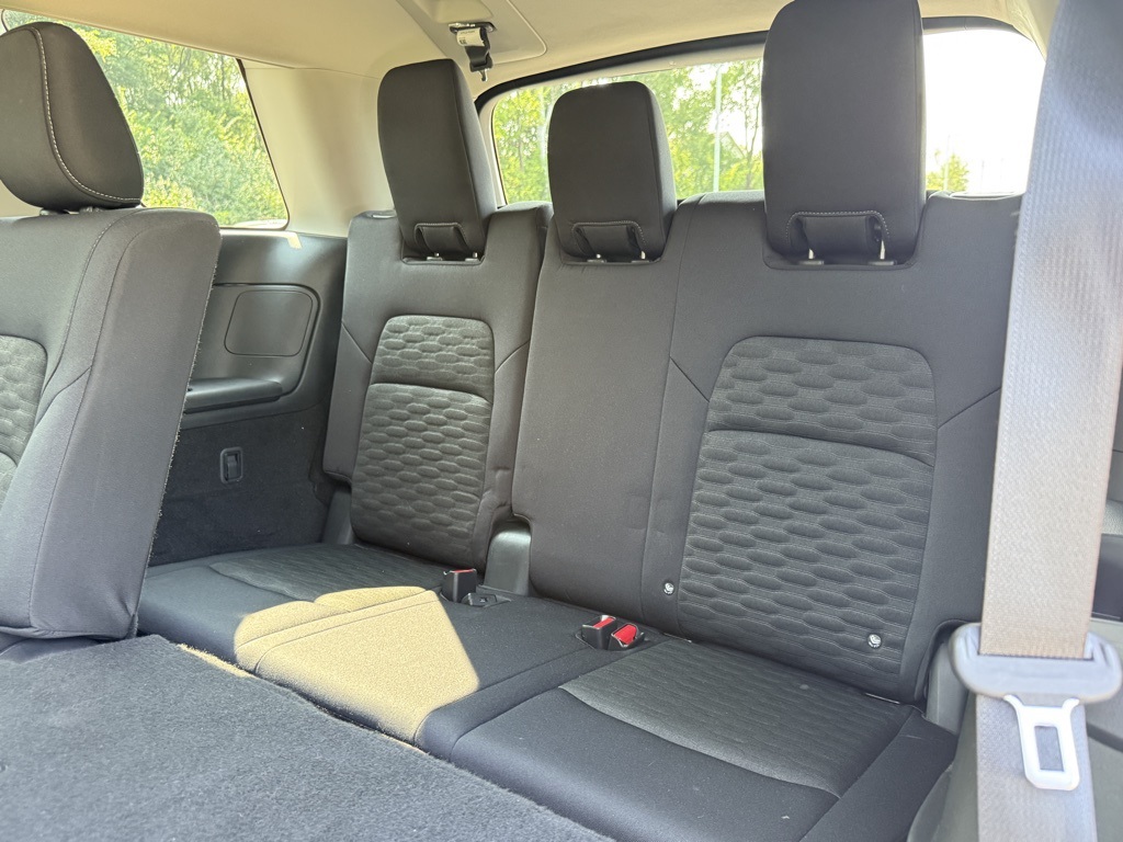 2025 Nissan Pathfinder SV photo 25