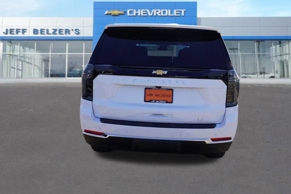 2026 Chevrolet Suburban LT photo 4