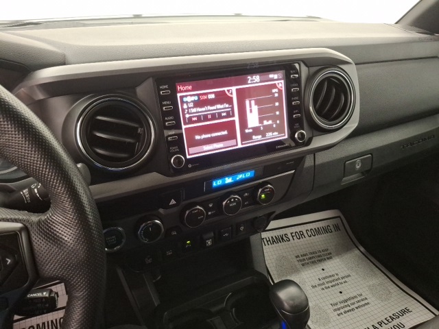 2022 Toyota Tacoma TRD Off-Road photo 17