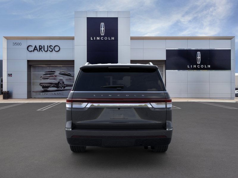 2024 Lincoln Navigator L Reserve photo 3