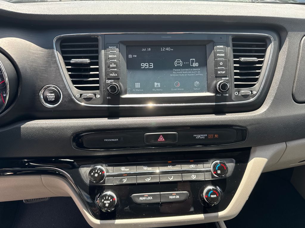 2021 Kia Sedona EX photo 26
