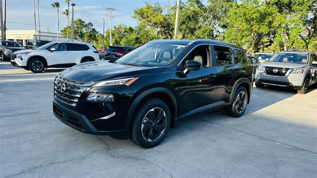 2025 Nissan Rogue SV photo 2