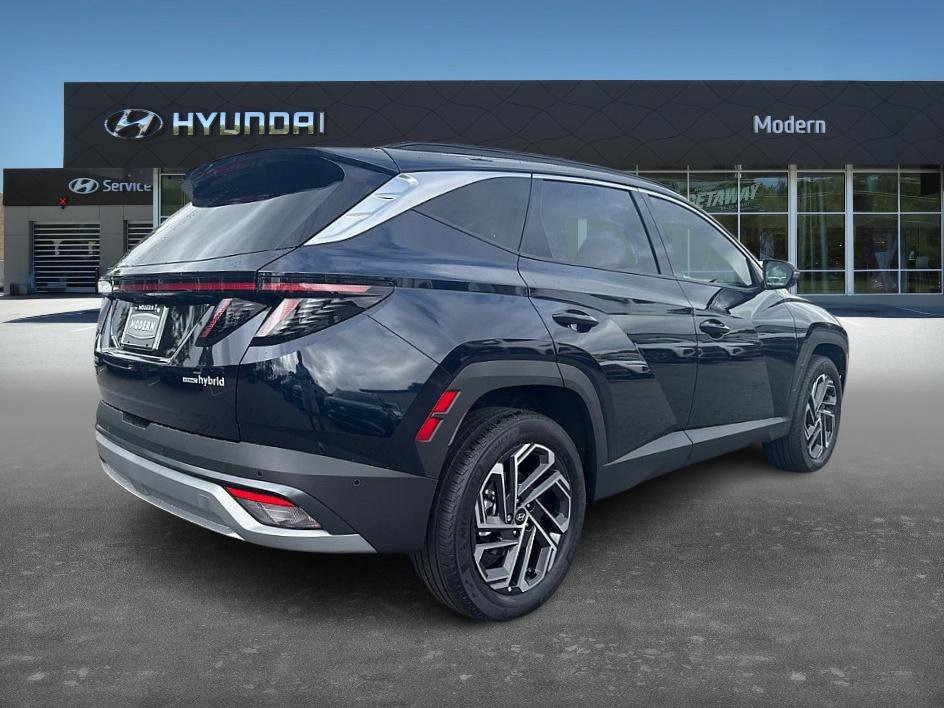 2025 Hyundai Tucson Hybrid Limited photo 3