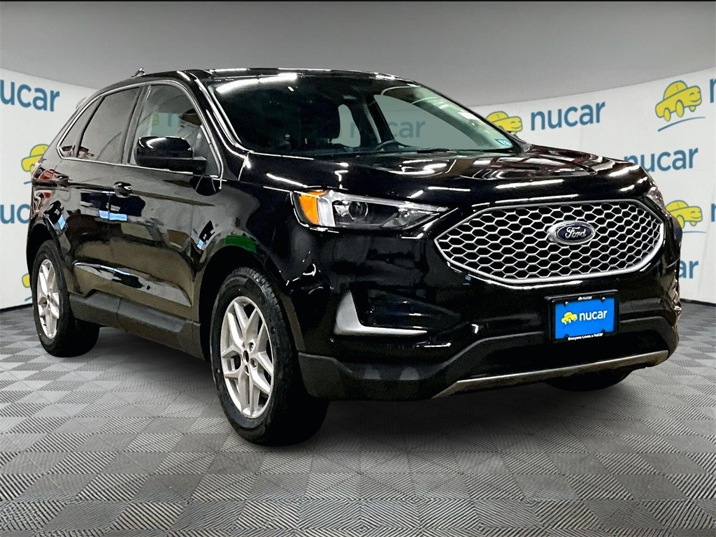 2023 Ford Edge SEL's photo