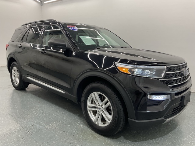2022 Ford Explorer XLT photo 3