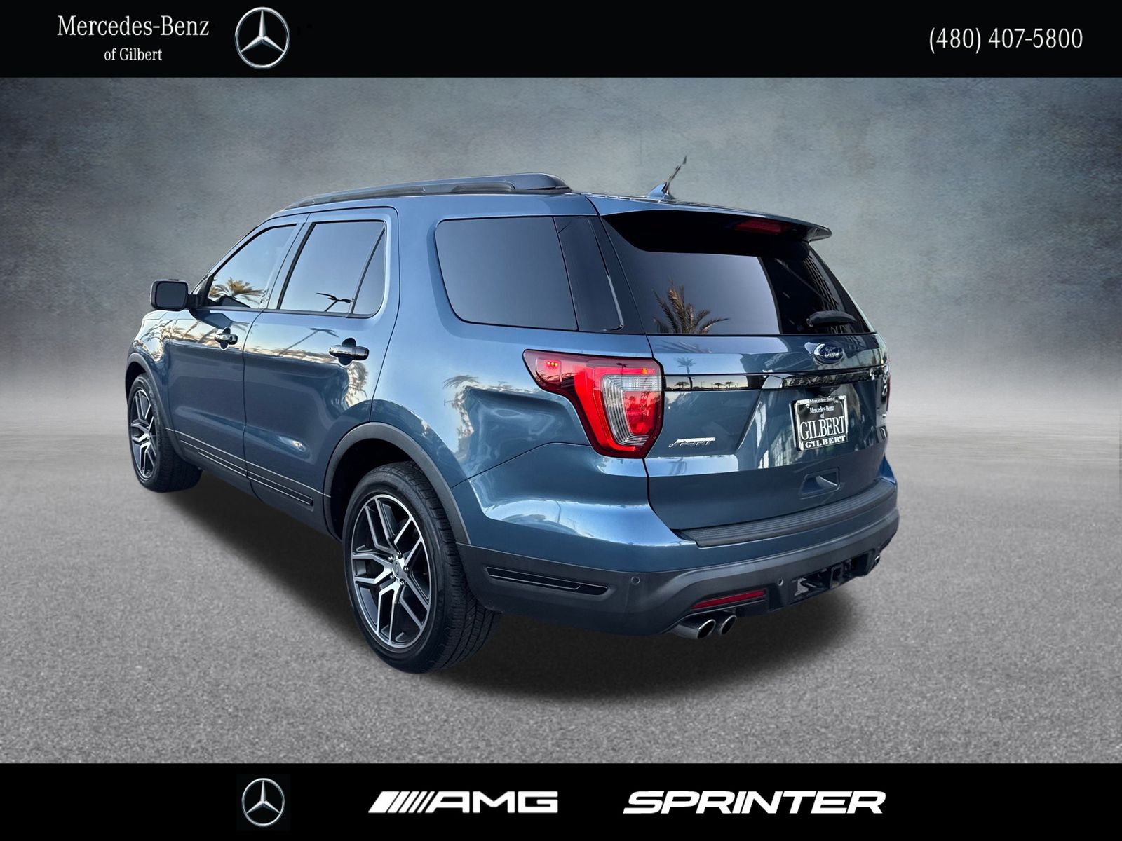 2019 Ford Explorer Sport photo 2