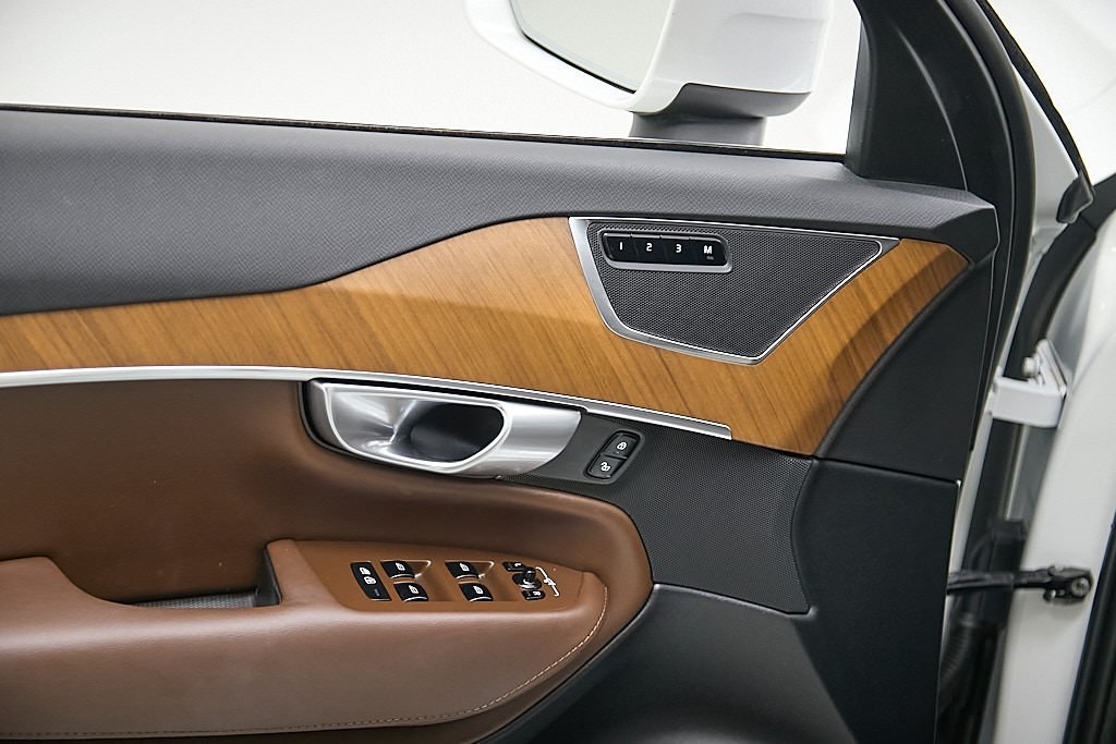 2024 VOLVO XC90 - Image 11