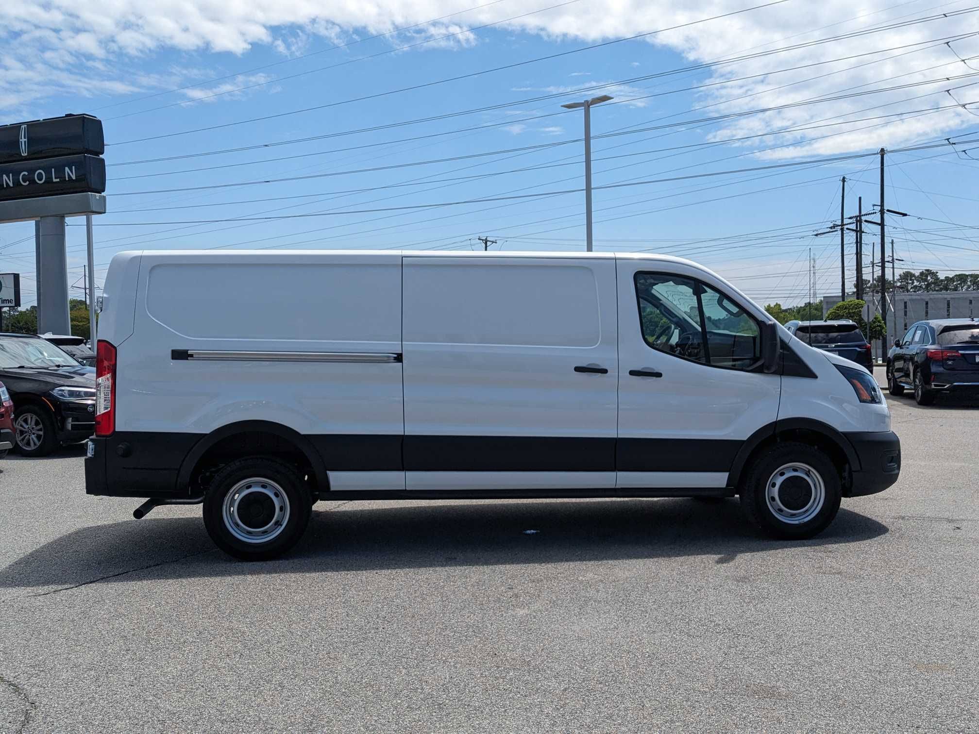 2024 Ford Transit Cargo Van photo 4