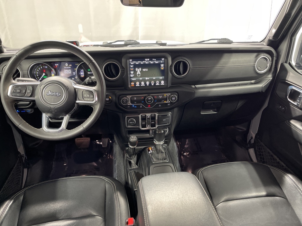 2023 Jeep Wrangler Sahara 4xe photo 10