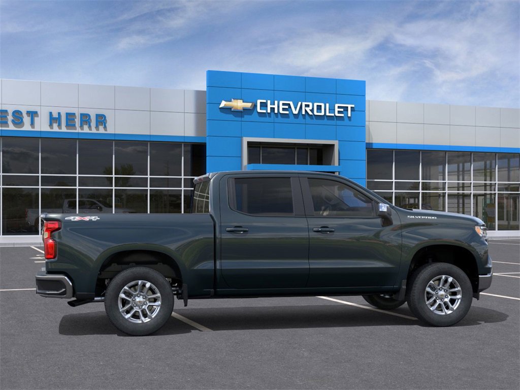 2026 Chevrolet Silverado 1500 LT photo 4