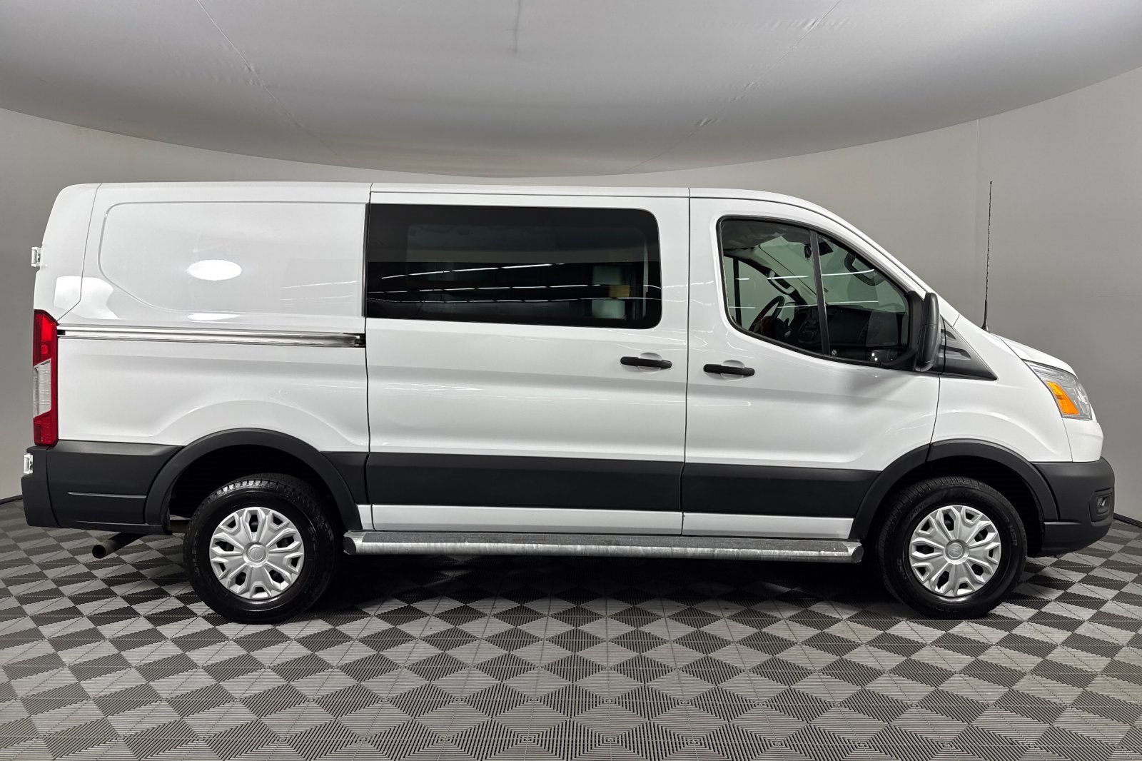 2021 Ford Transit Cargo Van photo 2