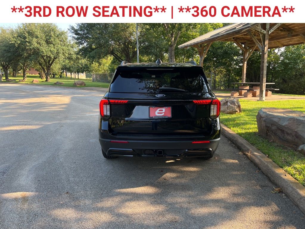 2025 Ford Explorer ST-Line photo 6