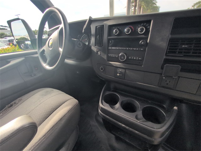 2015 Chevrolet Express 3500 Work Van photo 10
