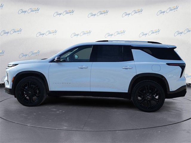 2026 Chevrolet Traverse High Country photo 2