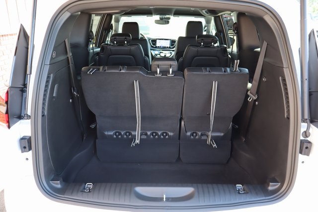 2025 Chrysler Pacifica photo 34