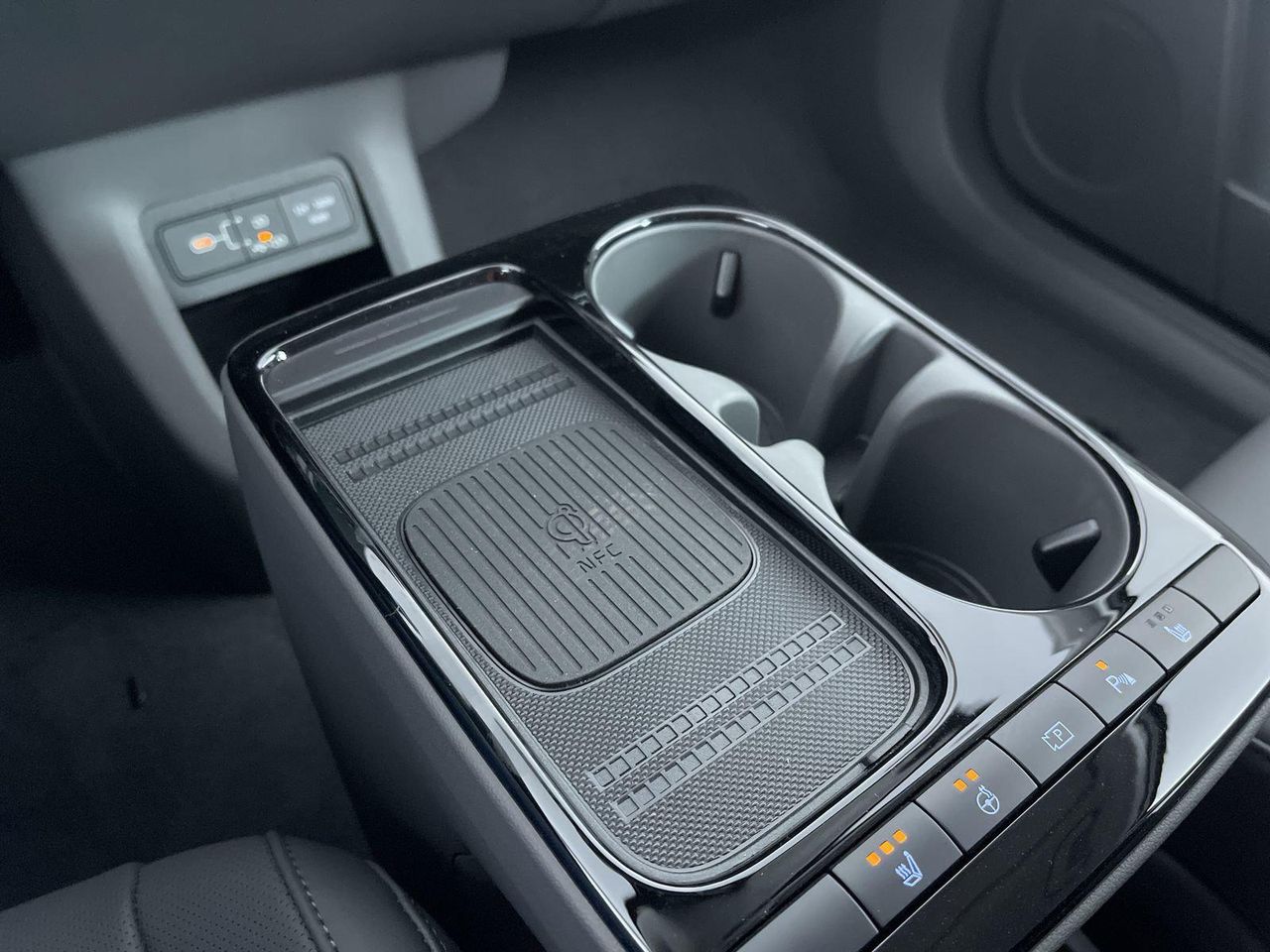 2025 Hyundai Ioniq 5 SEL photo 25