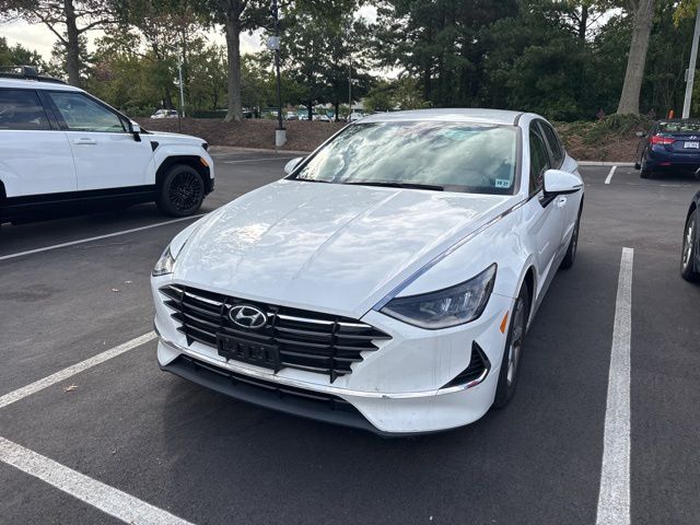 2023 Hyundai Sonata SE photo 3