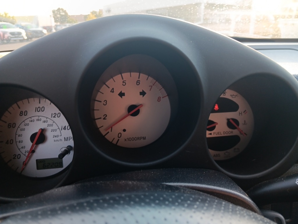 2000 Toyota MR2 Spyder Base photo 22