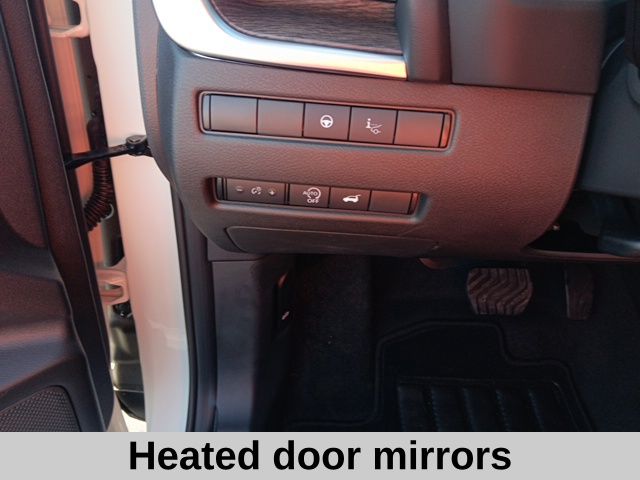 2026 Nissan Rogue Platinum photo 11
