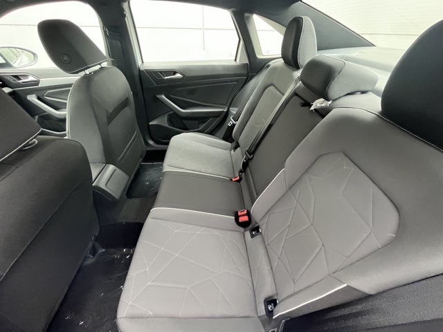2026 Volkswagen Jetta Sport photo 2