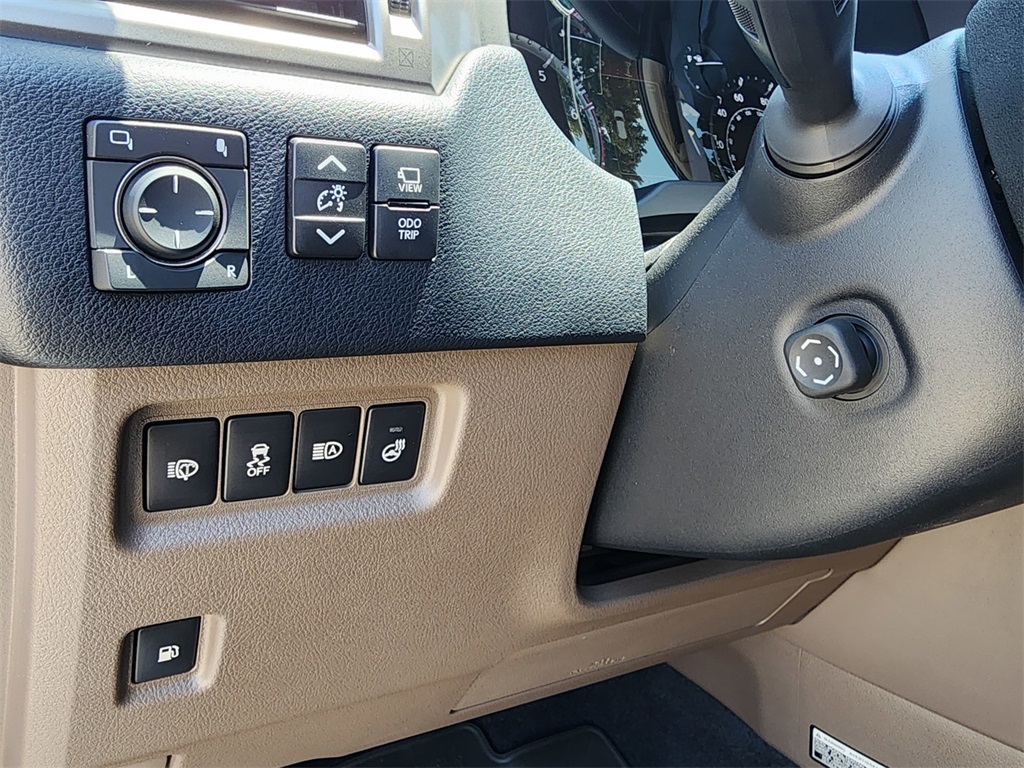 2023 Lexus GX 460 Luxury photo 15