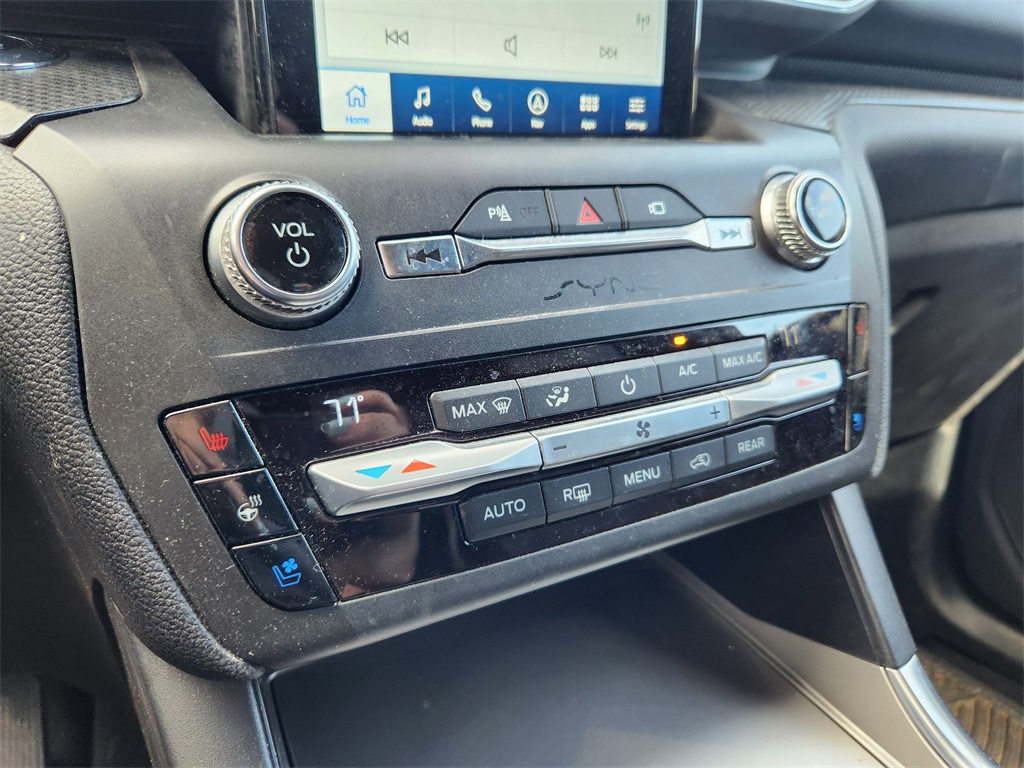 2020 Ford Explorer ST photo 19