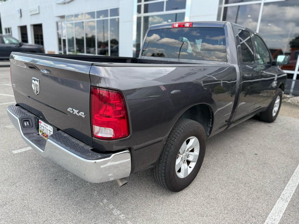 2024 Ram 1500 Classic SLT photo 2