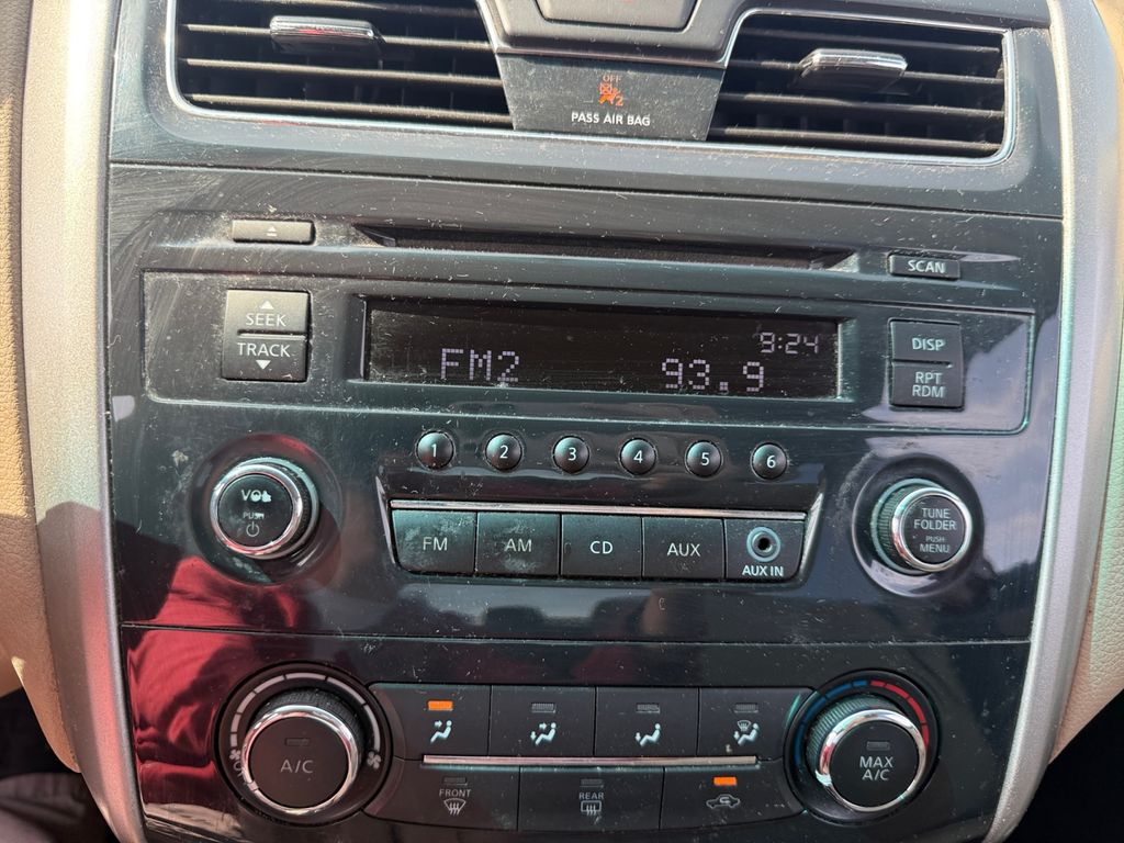 2015 Nissan Altima 2.5 S photo 17
