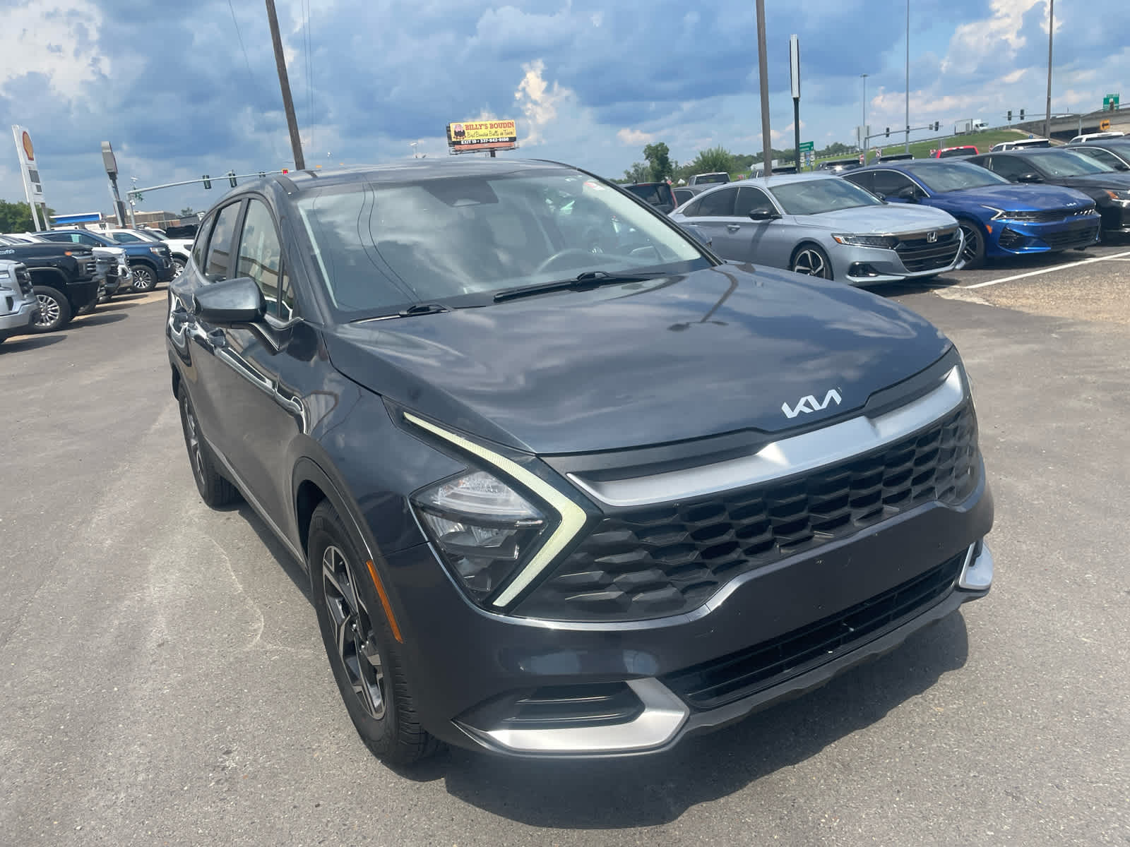 2023 Kia Sportage LX photo 3