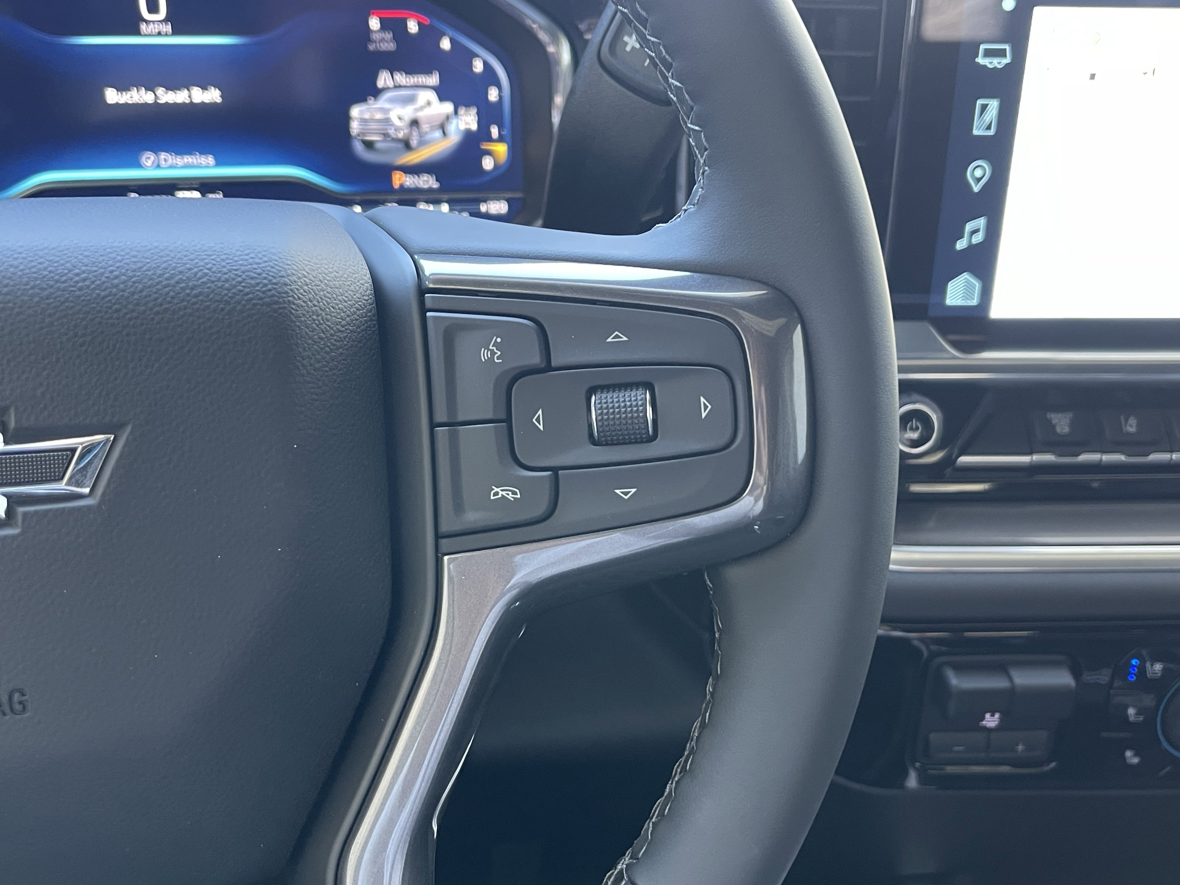 2025 Chevrolet Silverado 2500HD High Country photo 4