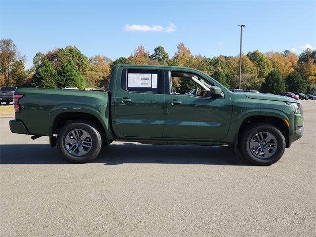 2026 Nissan Frontier SV photo 2