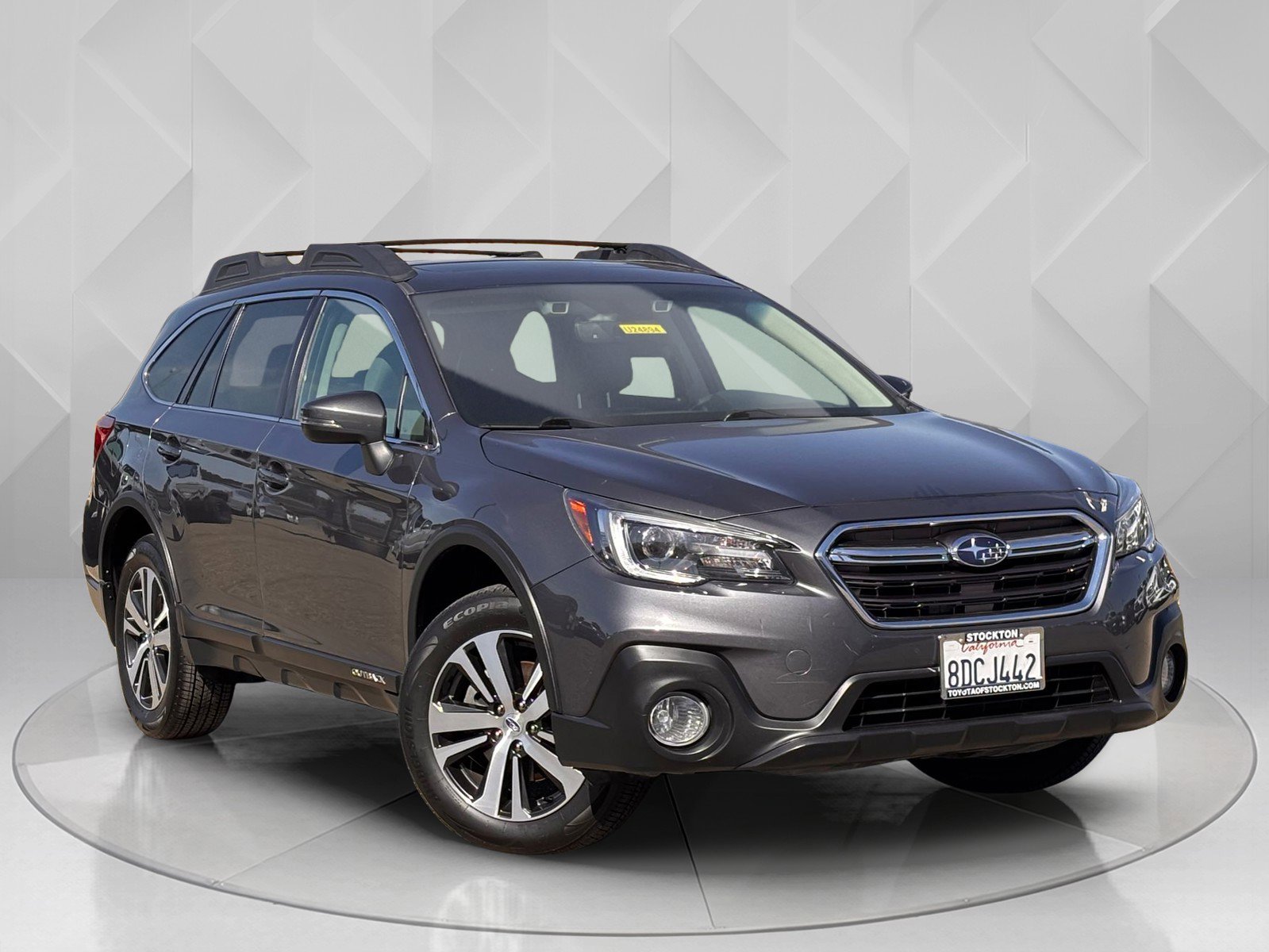 2018 Subaru Outback Limited photo 4