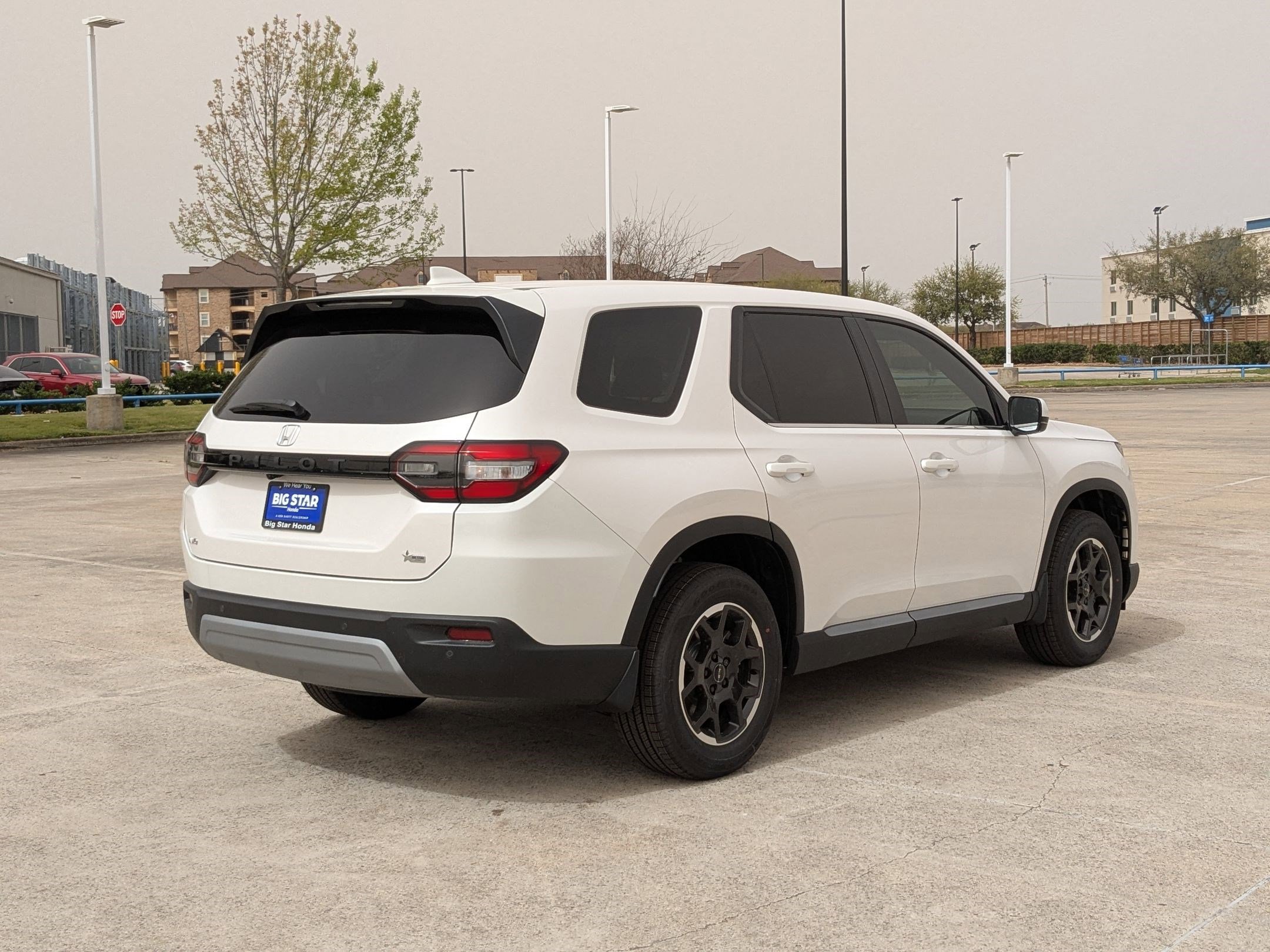 2025 Honda Pilot EX-L photo 2