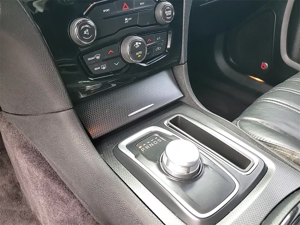 2016 Chrysler 300 S photo 26