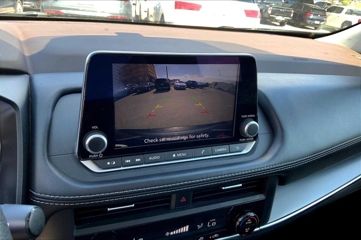 2023 Nissan Rogue SV photo 23