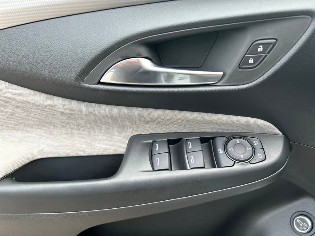 2025 Buick Envista Avenir photo 11