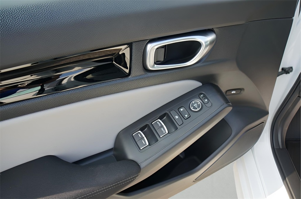 2026 Honda Civic Hybrid Sport photo 7